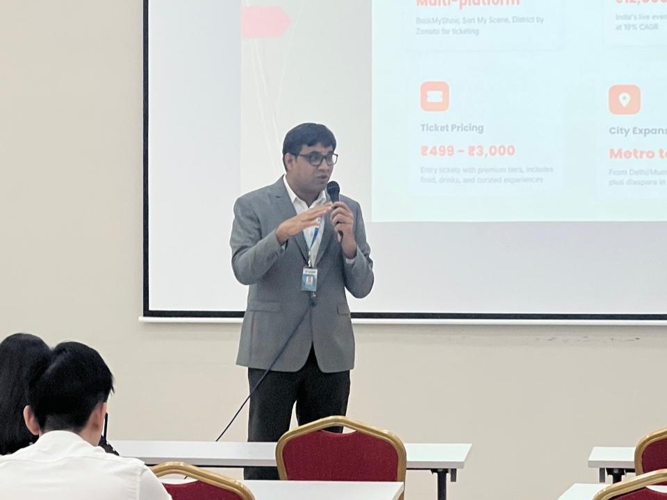 Dr. K. Subramani lecturing at UCSI University